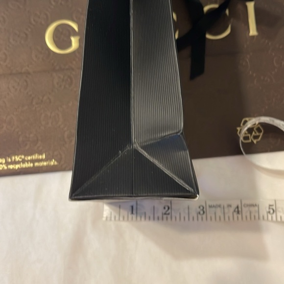 Gucci Green/brown/black & white Paper Shopping Bags 3 in Bundle - Picture 5 of 8